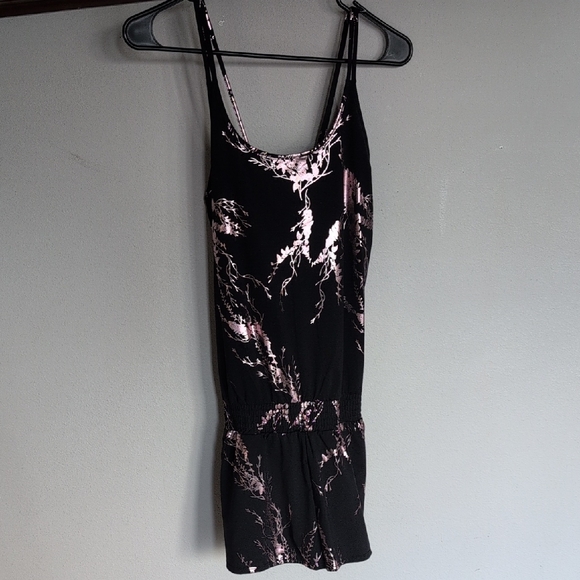 Sweaty Betty Pants - Sweaty Betty Black And Pink Foil Romper Activewear Size Small